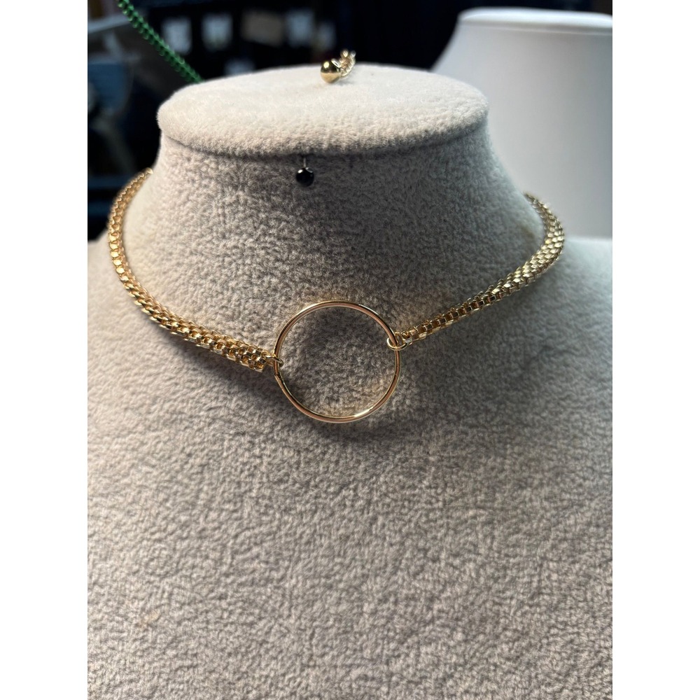 #9. Gold-tone O-ring Choker Necklace